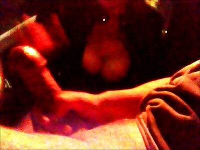 స్వీట్ హార్ట్ లేనీ గ్రేస్ తన సగం సోదరుడి పెద్ద ఆత్మవిశ్వాసాన్ని పొందుతాడు మరియు బ్లోజాబ్ చేస్తాడు